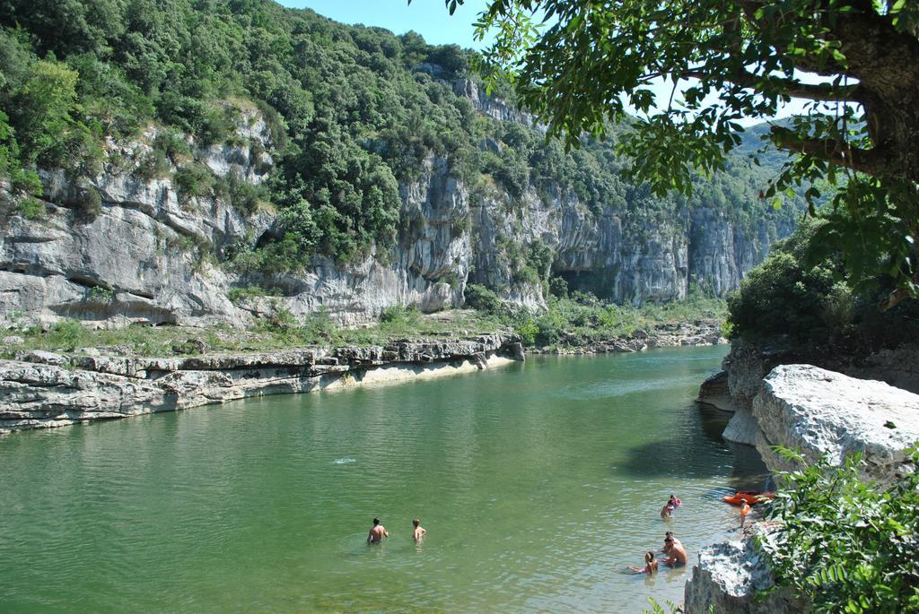 La Sarrasine Villa Aigueze Dış mekan fotoğraf